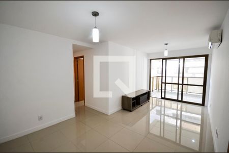 Sala de apartamento para alugar com 3 quartos, 90m² em Tijuca, Rio de Janeiro