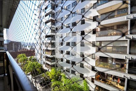 Vista da Sala de apartamento para alugar com 3 quartos, 90m² em Tijuca, Rio de Janeiro