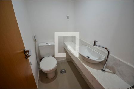 Lavabo de apartamento para alugar com 3 quartos, 90m² em Tijuca, Rio de Janeiro