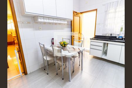 Casa à venda com 180m², 3 quartos e 1 vagaCozinha