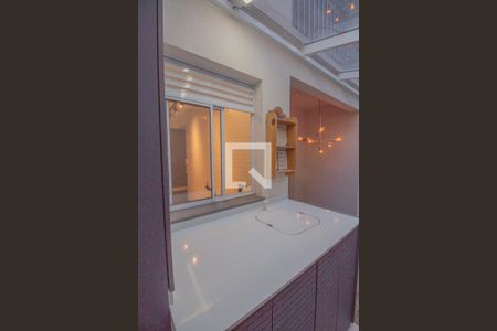 Apartamento para alugar com 76m², 2 quartos e 1 vagaÁrea de Serviço