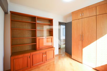 Apartamento para alugar com 95m², 3 quartos e 2 vagasQuarto 2