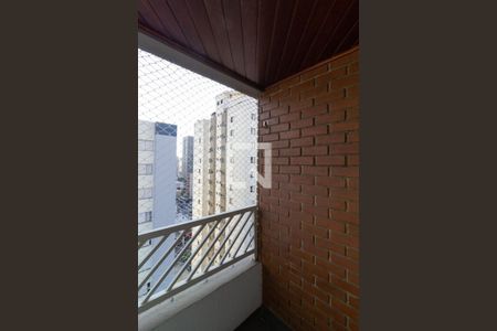 Apartamento para alugar com 70m², 3 quartos e 1 vagaSacada