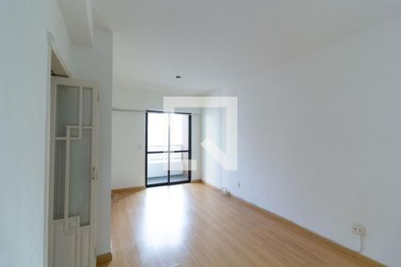 Apartamento para alugar com 70m², 3 quartos e 1 vagaSala