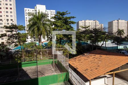 Quarto 1 de apartamento para alugar com 2 quartos, 50m² em Jacarepaguá, Rio de Janeiro