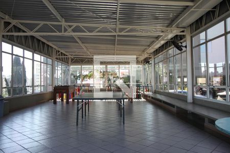 Apartamento para alugar com 52m², 2 quartos e 1 vagaÁrea comum