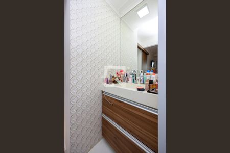 Apartamento à venda com 53m², 2 quartos e 1 vagaSuíte - Banheiro