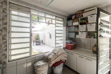 Casa à venda com 187m², 3 quartos e 2 vagas Casa à venda com 187m², 3 quartos e 2 vagasÁrea de Serviço