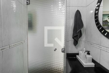 Casa à venda com 187m², 3 quartos e 2 vagas Casa à venda com 187m², 3 quartos e 2 vagasBanheiro 2