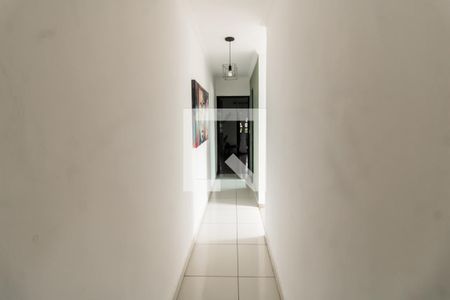 Casa à venda com 187m², 3 quartos e 2 vagas Casa à venda com 187m², 3 quartos e 2 vagasCorredor