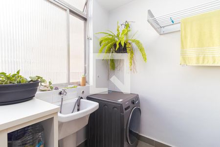 Apartamento à venda com 145m², 3 quartos e 1 vagaÁrea de Serviço