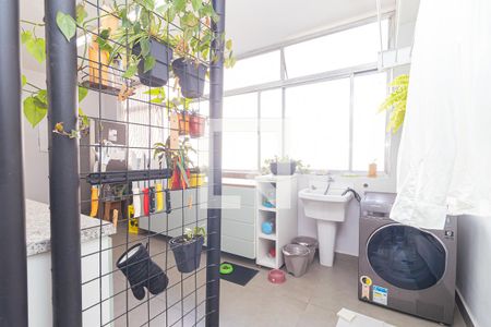 Apartamento à venda com 145m², 3 quartos e 1 vagaÁrea de Serviço