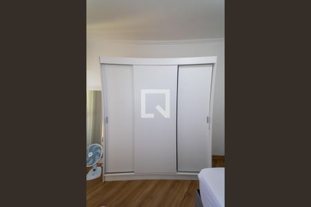 Casa de condomínio à venda com 60m², 2 quartos e 1 vagaQuarto