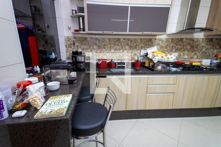 Casa de condomínio à venda com 60m², 2 quartos e 1 vagaCozinha 