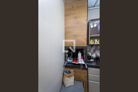 Casa de condomínio à venda com 60m², 2 quartos e 1 vagaLavanderia 