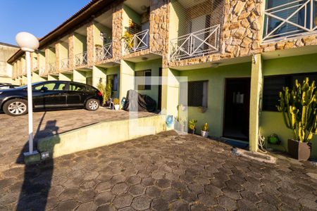 Casa de condomínio à venda com 60m², 2 quartos e 1 vagaÁrea comum