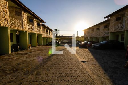 Casa de condomínio à venda com 60m², 2 quartos e 1 vagaÁrea comum