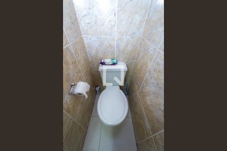 Casa de condomínio à venda com 60m², 2 quartos e 1 vagaBanheiro