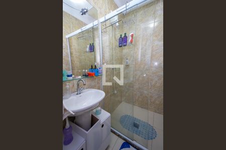 Casa de condomínio à venda com 60m², 2 quartos e 1 vagaBanheiro