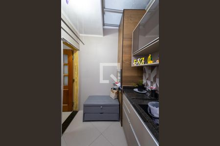 Casa de condomínio à venda com 60m², 2 quartos e 1 vagaLavanderia 