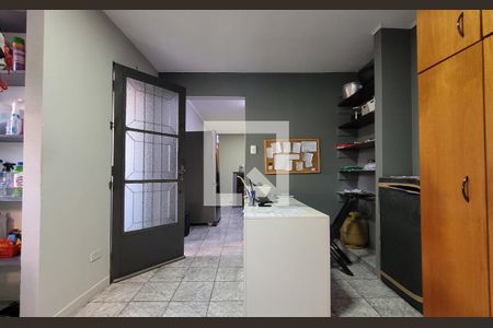 Casa à venda com 272m², 5 quartos e 3 vagasLavanderia