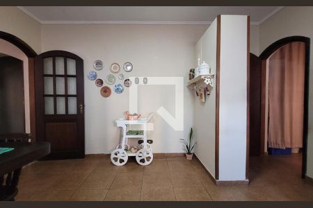 Casa à venda com 272m², 5 quartos e 3 vagasCozinha