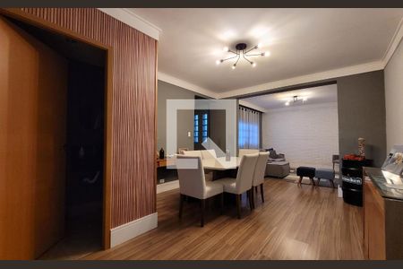 Casa à venda com 272m², 5 quartos e 3 vagasSala - Casa 2