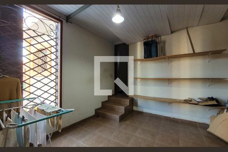 Casa à venda com 272m², 5 quartos e 3 vagasQuarto de serviço