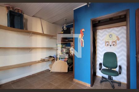 Casa à venda com 272m², 5 quartos e 3 vagasQuarto de serviço