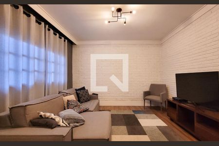 Casa à venda com 272m², 5 quartos e 3 vagasSala - Casa 2