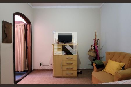 Casa à venda com 272m², 5 quartos e 3 vagasSuíte 3