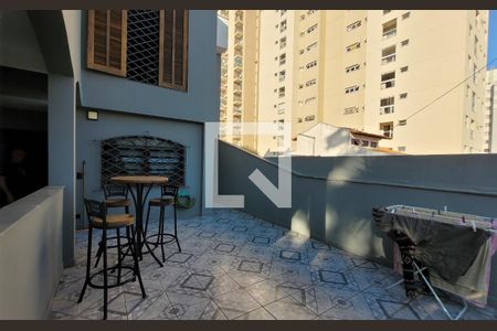 Casa à venda com 272m², 5 quartos e 3 vagasArea externa