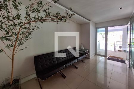 Fachada e portaria de apartamento para alugar com 3 quartos, 110m² em São Francisco, Niterói
