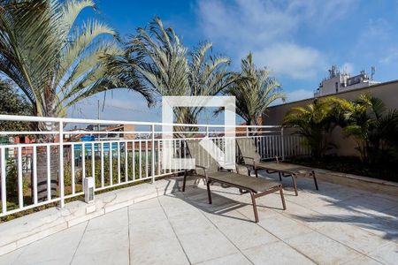 Apartamento à venda com 72m², 3 quartos e 1 vaga Apartamento à venda com 72m², 3 quartos e 1 vagaÁrea comum - Piscina