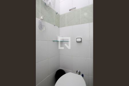 Banheiro de apartamento para alugar com 1 quarto, 22m² em Cidade Baixa, Porto Alegre