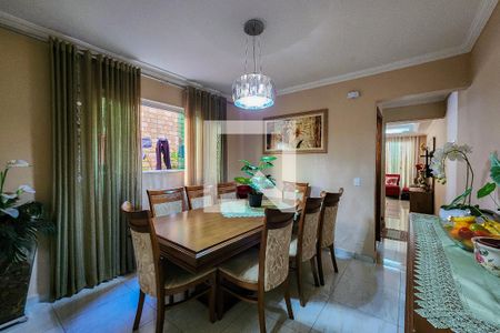 Casa à venda com 170m², 3 quartos e 2 vagasSala de Jantar