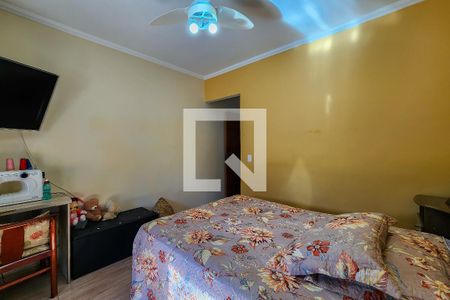 Casa à venda com 170m², 3 quartos e 2 vagasSuíte