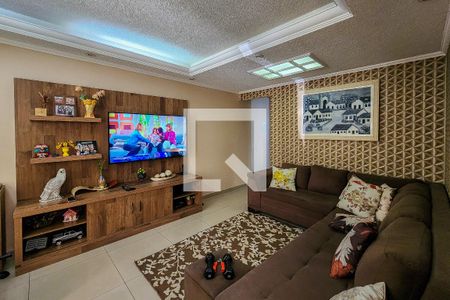 Casa à venda com 170m², 3 quartos e 2 vagasSala