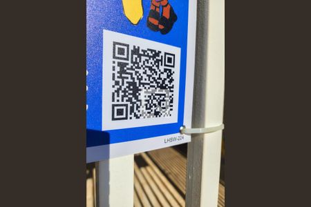 Casa à venda com 170m², 3 quartos e 2 vagasPlaca LHSW-224