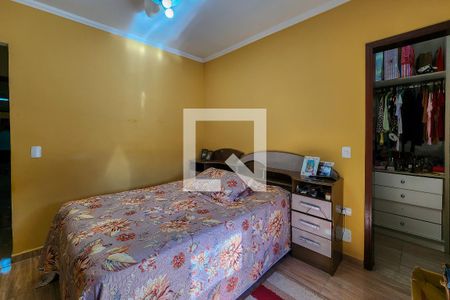 Casa à venda com 170m², 3 quartos e 2 vagasSuíte