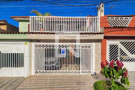 Casa à venda com 170m², 3 quartos e 2 vagasFachada