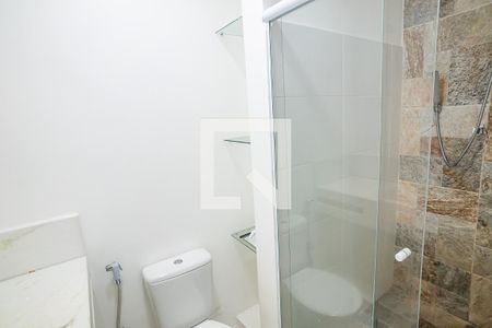 Apartamento para alugar com 90m², 2 quartos e sem vagaBanheiro