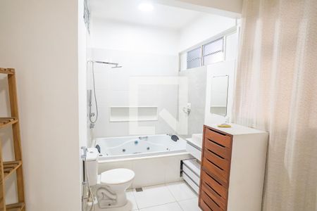 Apartamento para alugar com 90m², 2 quartos e sem vagaBanheiro