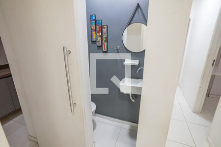 Apartamento para alugar com 90m², 2 quartos e sem vagaBanheiro