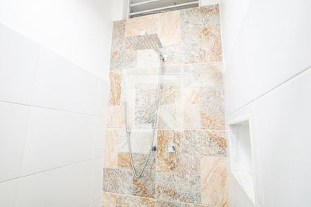 Apartamento para alugar com 90m², 2 quartos e sem vagaBanheiro