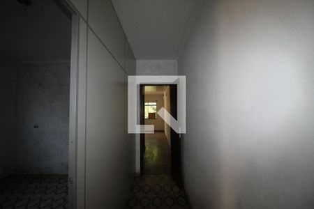 Casa para alugar com 140m², 4 quartos e 6 vagasCorredor