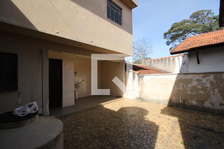 Casa para alugar com 140m², 4 quartos e 6 vagasQuintal