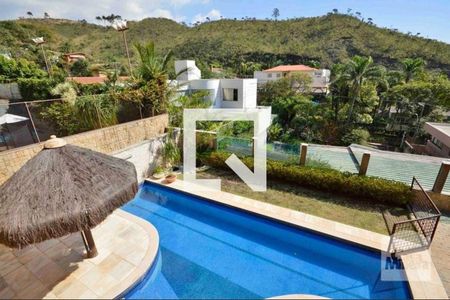 Casa à venda com 619m², 5 quartos e 7 vagasÁrea Externa