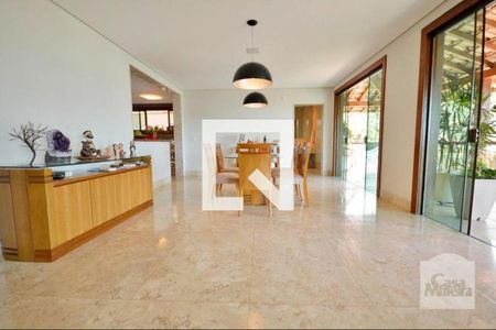 Sala de casa à venda com 5 quartos, 619m² em Mangabeiras, Belo Horizonte