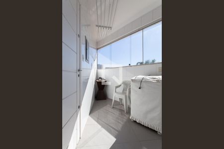 Apartamento à venda com 276m², 4 quartos e 3 vagas Apartamento à venda com 276m², 4 quartos e 3 vagasÁrea de Serviço